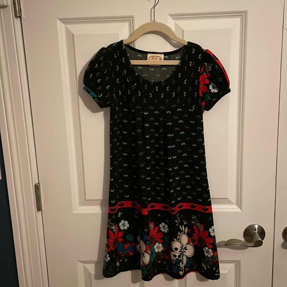Girls size 10/12 sweet dress